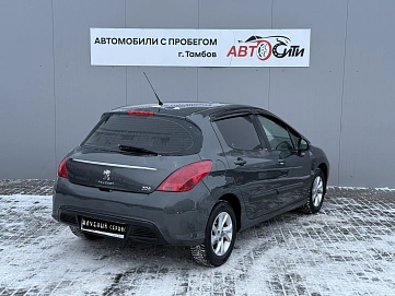 Peugeot 308, 2012г, передний привод, механика