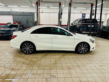 Mercedes-Benz CLA, 2015г, передний привод, робот