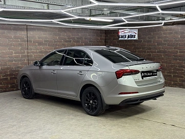 Skoda Rapid, 2021г, передний привод, робот