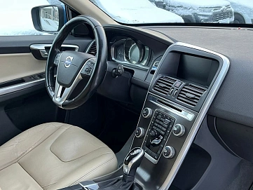 Volvo XC60, 2014г, передний привод, автомат