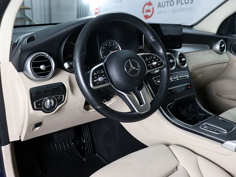 Mercedes-Benz GLC, 2022г., полный привод, автомат
