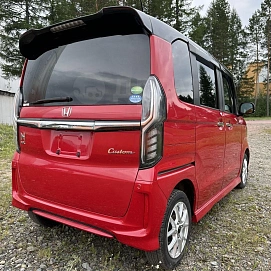 Honda N-BOX, 2018г, полный привод, вариатор