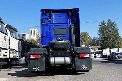 FAW J7, 2025г, Автомат