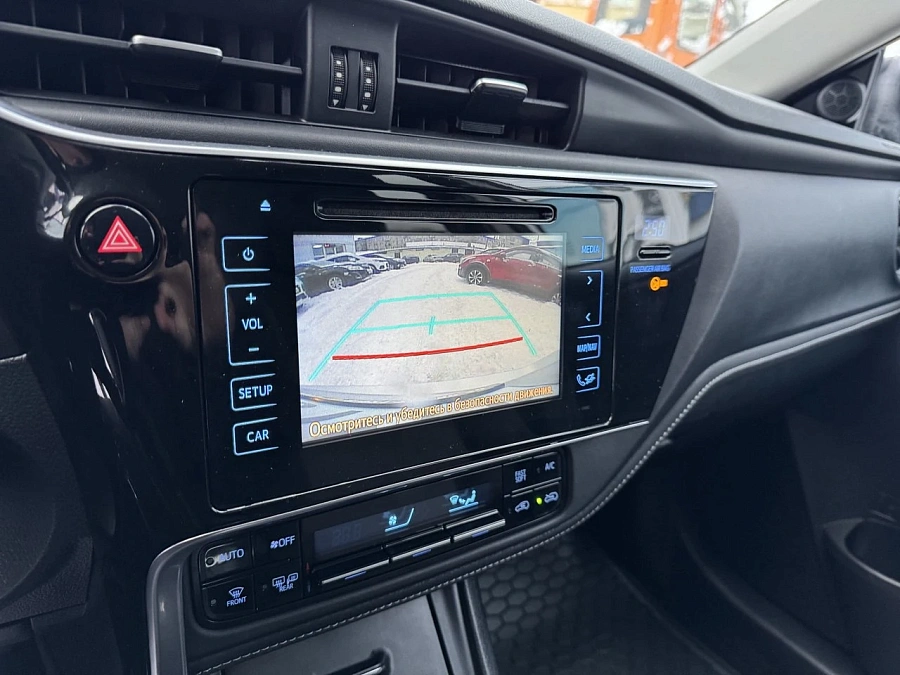 Toyota Auris, 2018г., передний привод, механика