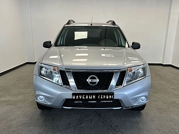 Nissan Terrano, 2015г, передний привод, механика