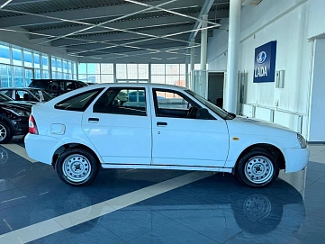 Lada (ВАЗ) Priora, 2010г, передний привод, механика