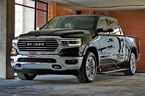 Ram 1500, 2023г., полный привод, автомат