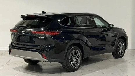 Toyota Highlander, 2025г, полный привод, автомат