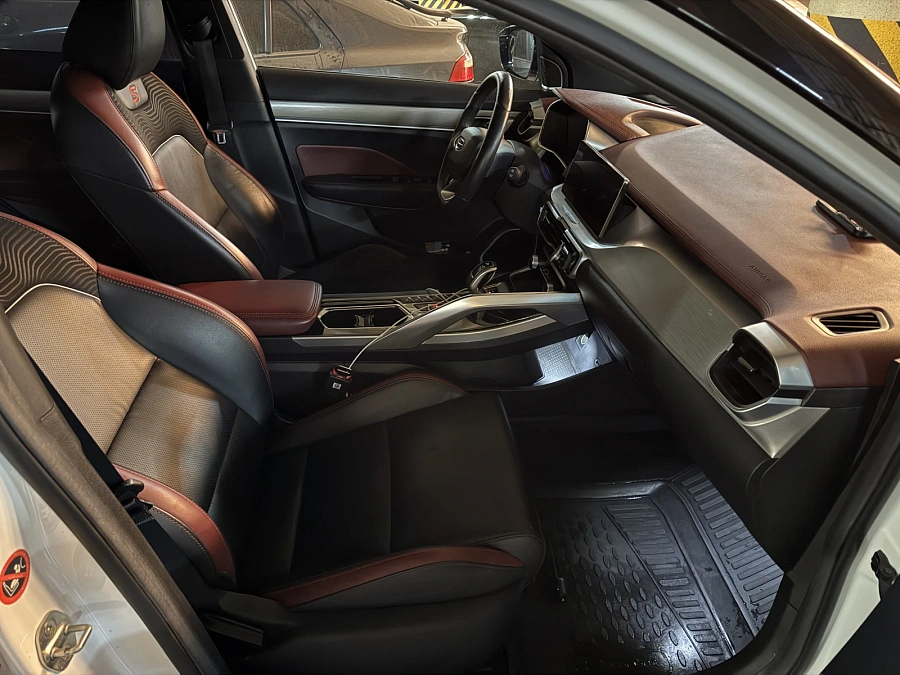 Geely Coolray, 2020г., передний привод, робот