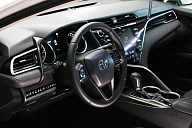 Toyota Camry, 2019г., передний привод, автомат