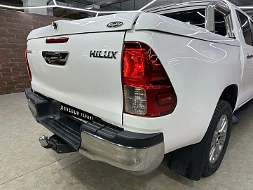 Toyota Hilux, 2017г, полный привод, автомат