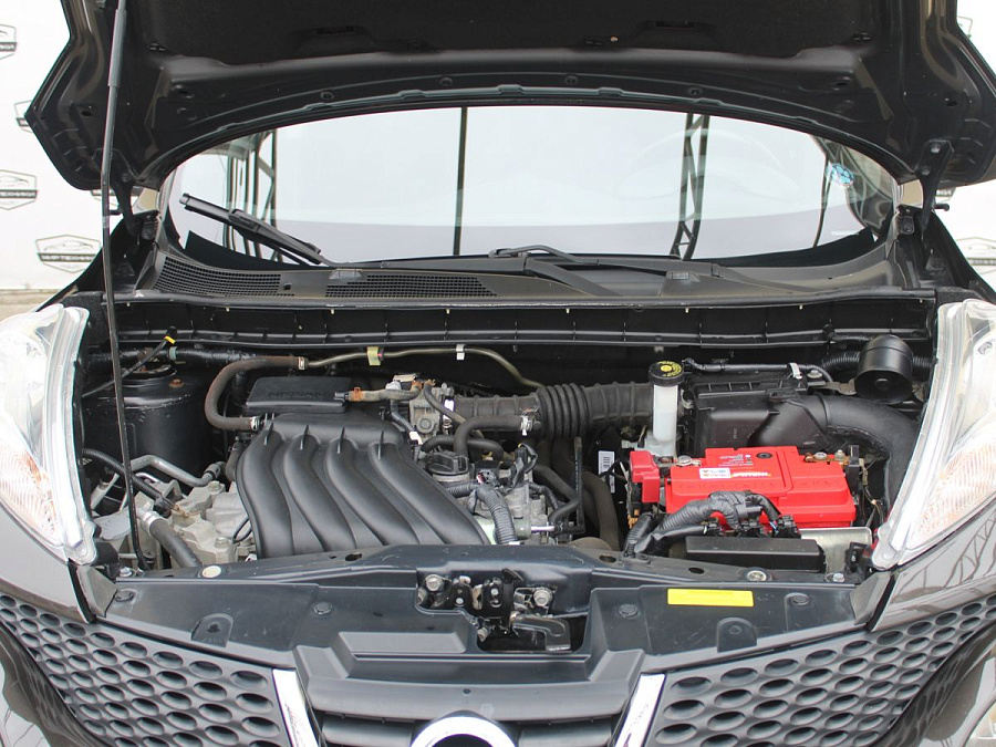Nissan Juke, 2011г., передний привод, вариатор