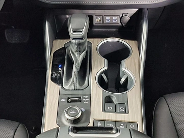 Toyota Highlander, 2025г, полный привод, автомат