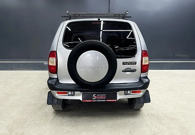 Chevrolet Niva, 2004г, полный привод, механика