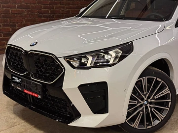 BMW X2, 2025г, передний привод, робот