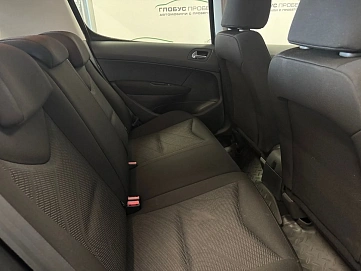 Peugeot 308, 2012г, передний привод, механика
