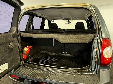Chevrolet Niva, 2013г, полный привод, механика
