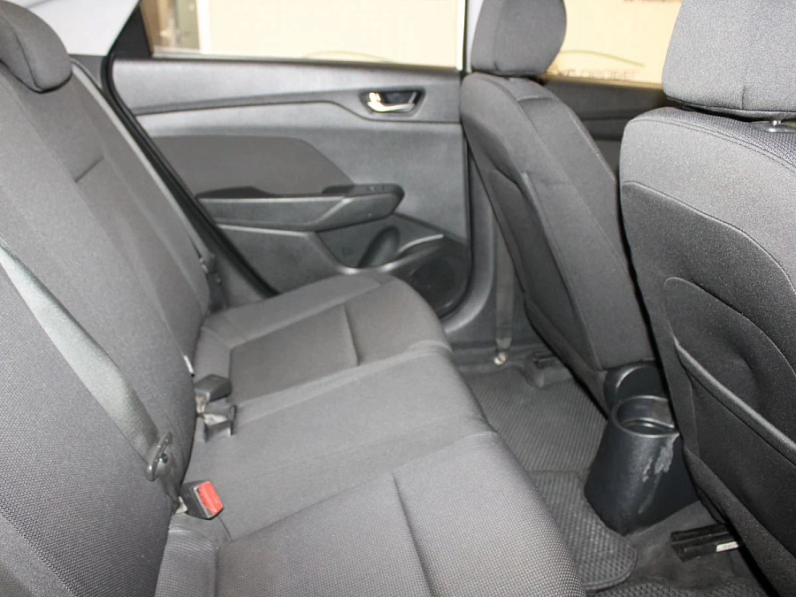 Hyundai Solaris, 2019г., передний привод, механика