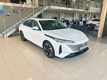 Changan Lamore, 2023г, передний привод, робот