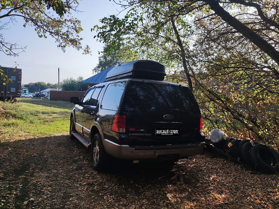 Ford Expedition, 2004г., полный привод, автомат