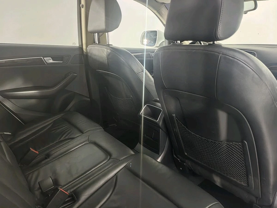 Audi Q5, 2010г., полный привод, робот