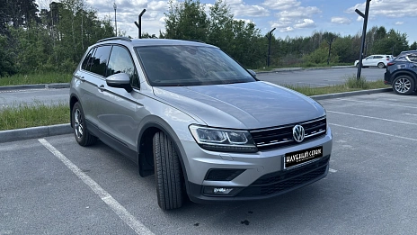 Volkswagen Tiguan, 2019г, полный привод, робот
