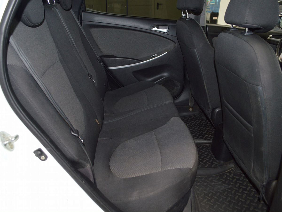 Hyundai Solaris, 2014г., передний привод, механика