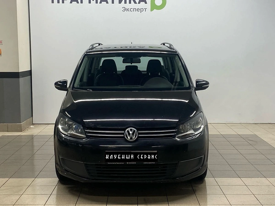 Volkswagen Touran, 2011г., передний привод, механика