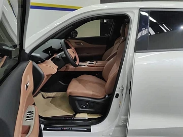 Changan UNI-Z, 2024г, передний привод, робот
