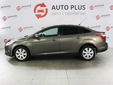 Ford Focus, 2013г, передний привод, механика