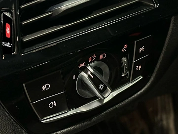 BMW 5 серии, 2020г, задний привод, автомат