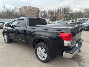 Toyota Tundra, 2008г, полный привод, автомат