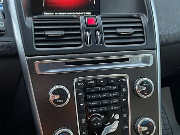 Volvo XC60, 2014г, передний привод, автомат