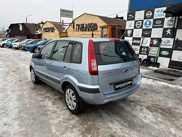 Ford Fusion, 2007г, передний привод, робот