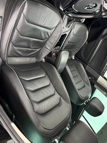 Volkswagen Tiguan, 2020г, полный привод, робот