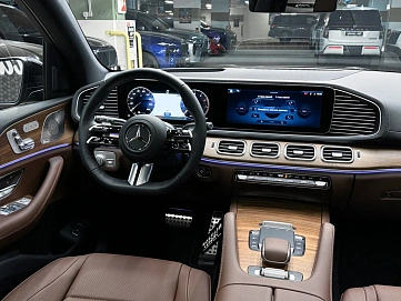 Mercedes-Benz GLS, 2025г, полный привод, автомат