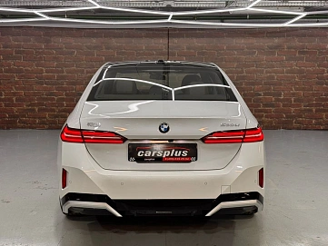 BMW , 2024г., задний привод, автомат