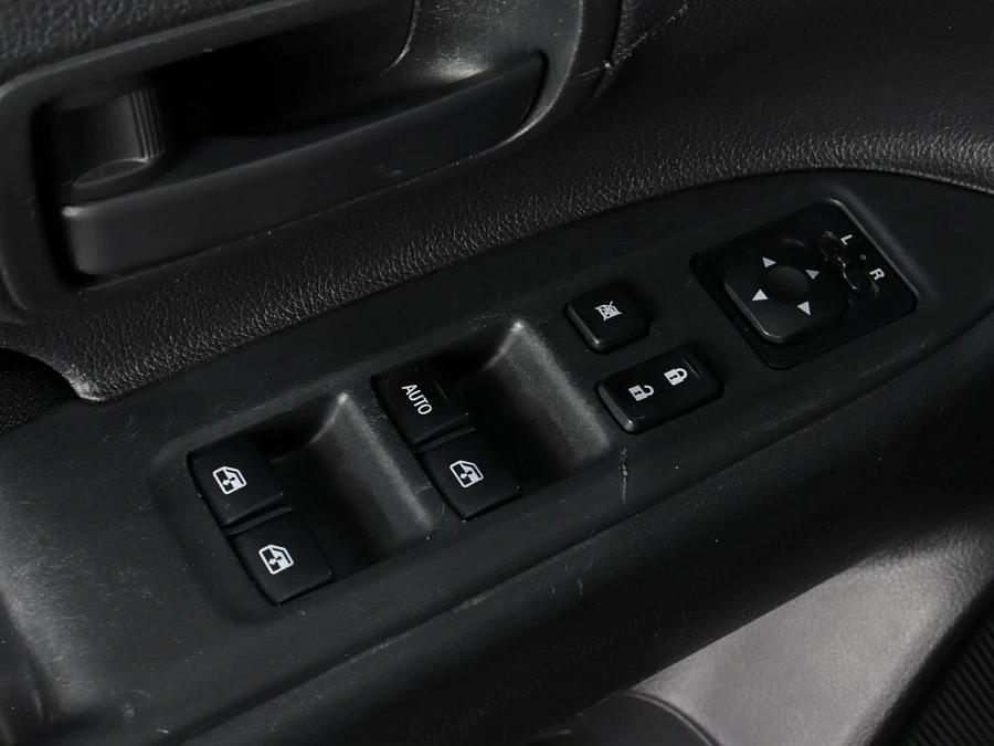 Mitsubishi Outlander, 2016г., передний привод, вариатор