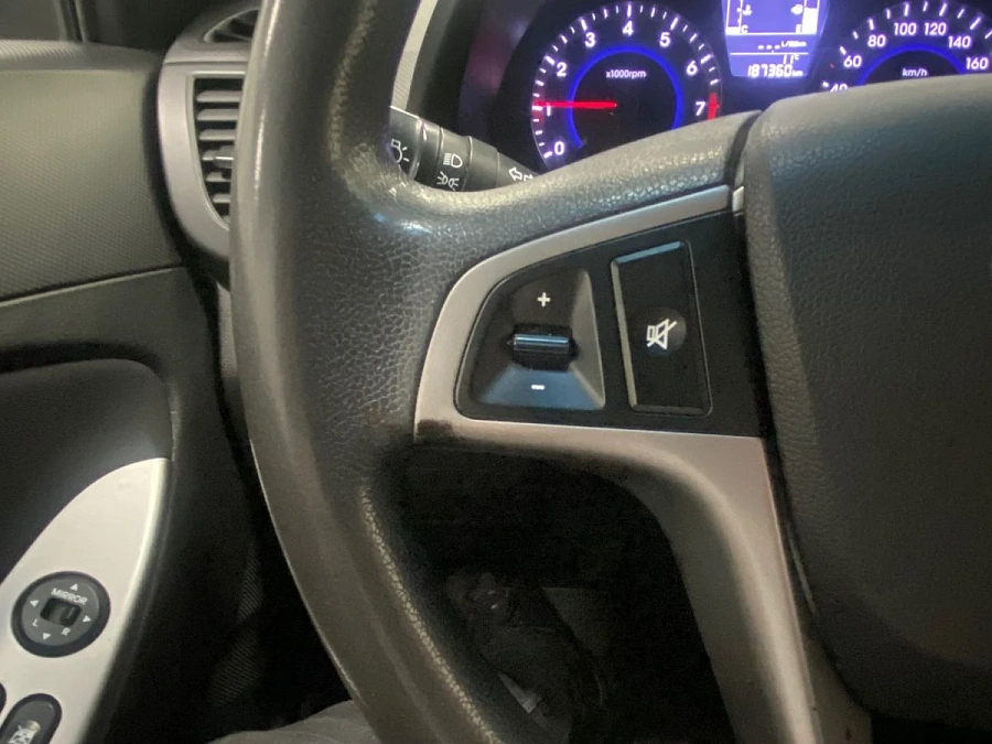 Hyundai Solaris, 2015г., передний привод, механика