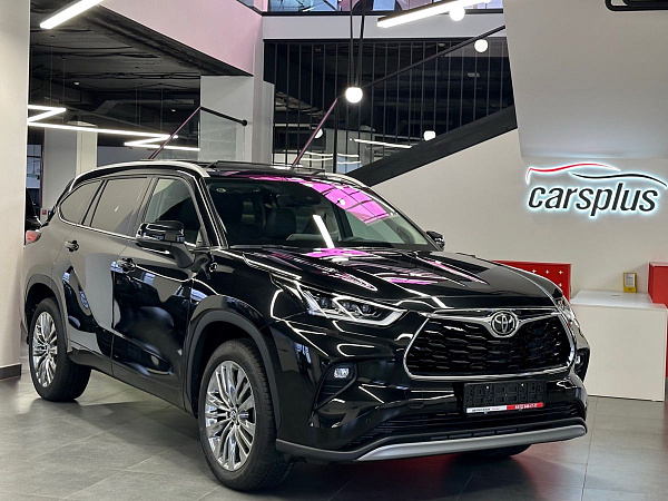 Toyota Highlander, 2022г., полный привод, автомат