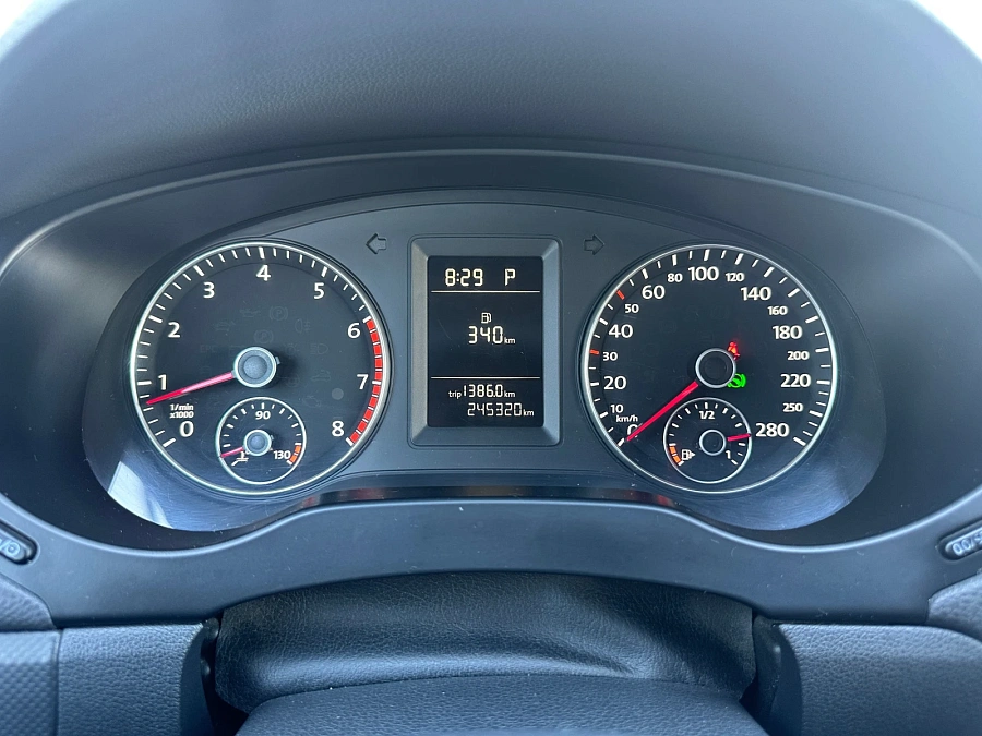 Volkswagen Jetta, 2014г., передний привод, робот