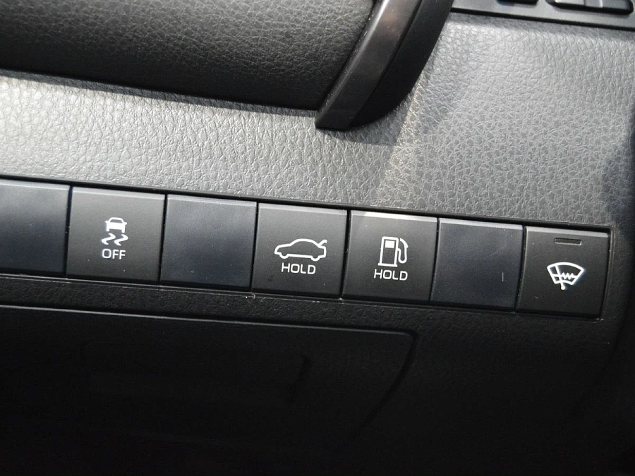 Toyota Camry, 2021г., передний привод, автомат