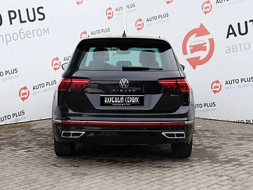 Volkswagen Tiguan, 2020г, полный привод, робот