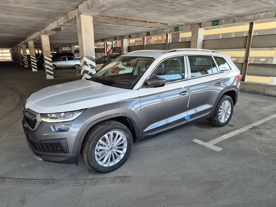 Skoda Kodiaq, 2025г., полный привод, робот