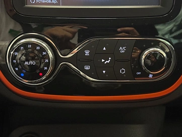 Renault Kaptur, 2018г, передний привод, автомат