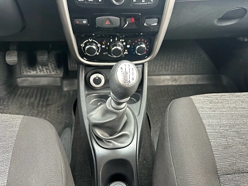 Renault Duster, 2014г, полный привод, механика