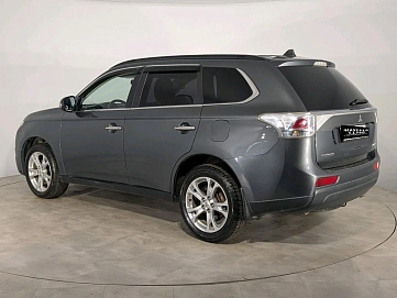 Mitsubishi Outlander, 2013г, полный привод, вариатор