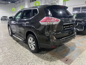 Nissan X-Trail, 2015г, передний привод, вариатор