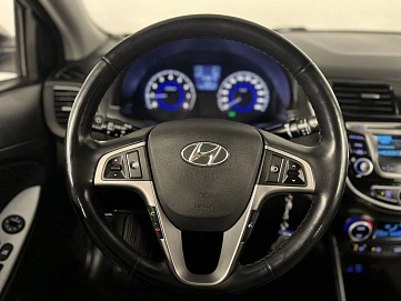 Hyundai Solaris, 2015г, передний привод, механика