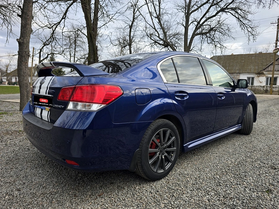 Subaru Legacy, 2011г., полный привод, вариатор